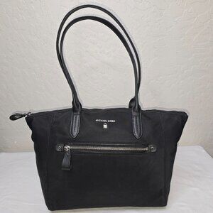 Michael Kors Kelsey Large Black Nylon Tote Bag with Luggage Trolley Sleeve